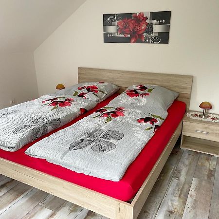 Fewo Mit Balkon Direkt Am Wald Und Wanderweg Ruhe Pur 2 Og 巴特萨克萨 外观 照片