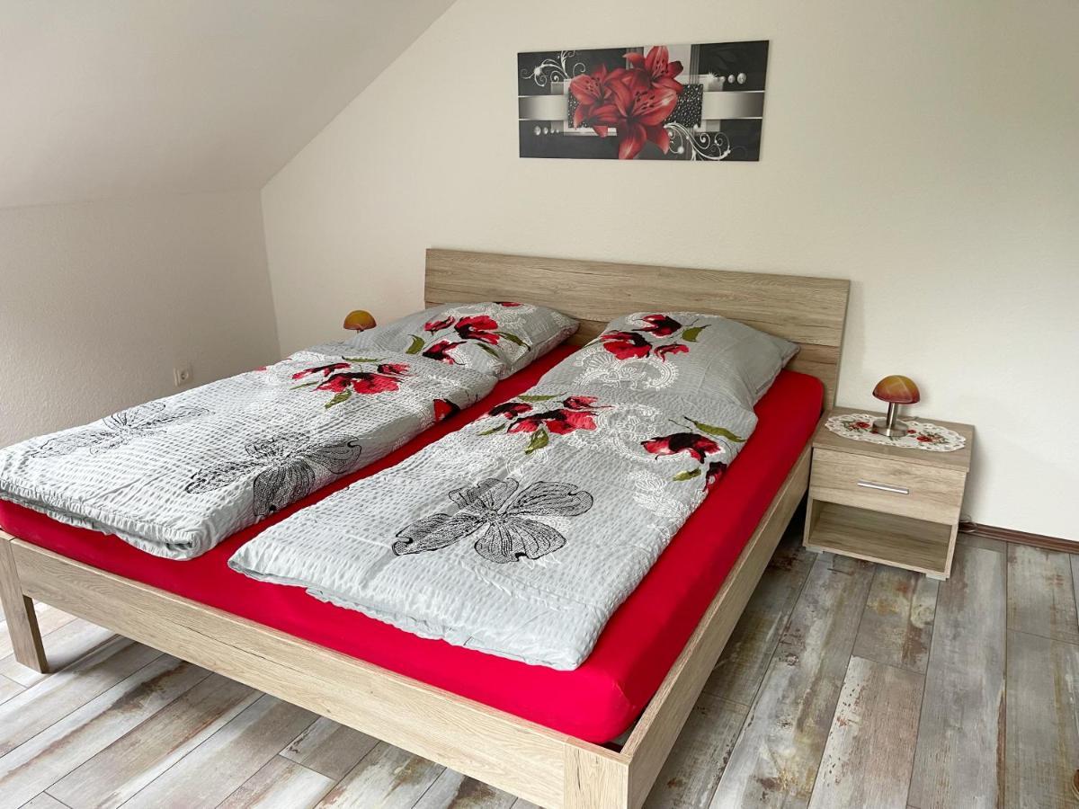 Fewo Mit Balkon Direkt Am Wald Und Wanderweg Ruhe Pur 2 Og 巴特萨克萨 外观 照片